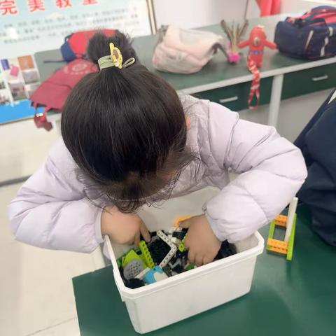 2025年西街乐高社团课