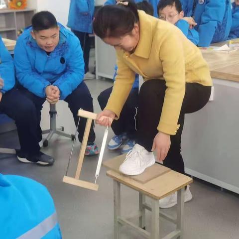 有“木”有样，以劳树德——记旬邑县实验中学劳技课之木工篇