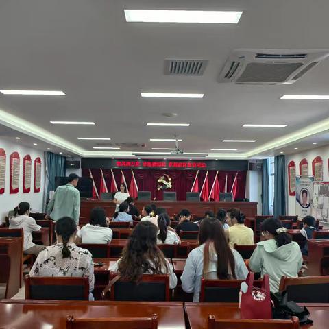 “家风润万家·幸福满椰城”家庭教育宣讲活动