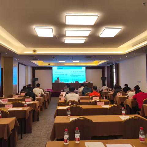 五指山市司法局开展诚信教育普法宣传活动