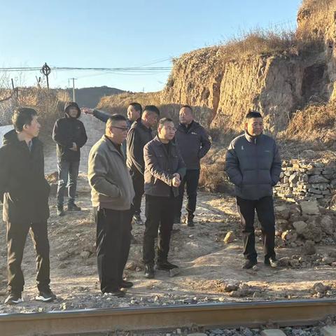 左权县多部门联合排查沿路安全隐患