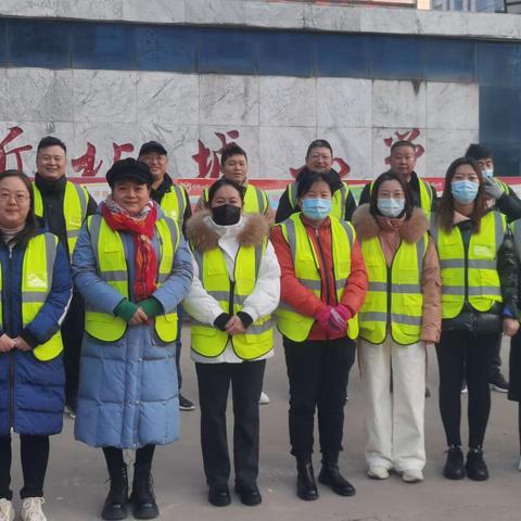 用心护学，为爱护航 家长护学岗，传递正能量！