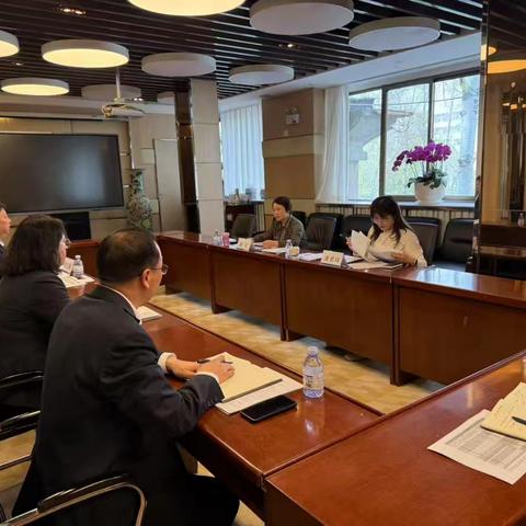 省分行个人金融部副总经理赵霞一行赴濮阳分行进行督导调研