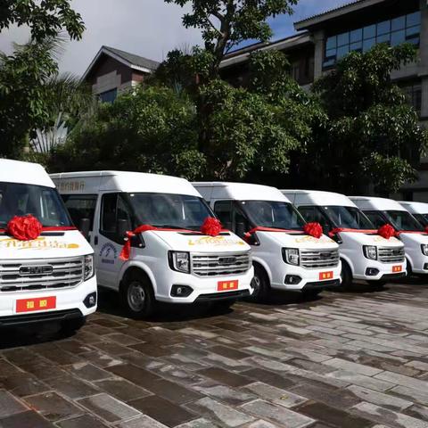 全新启程，由勐卡镇直达思茅，途径高铁站，尽情体验金孔雀出行之旅！