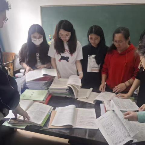 初一语文组“第二单元复习策略”集体备课记录