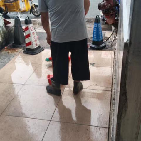 用户18374840的简篇