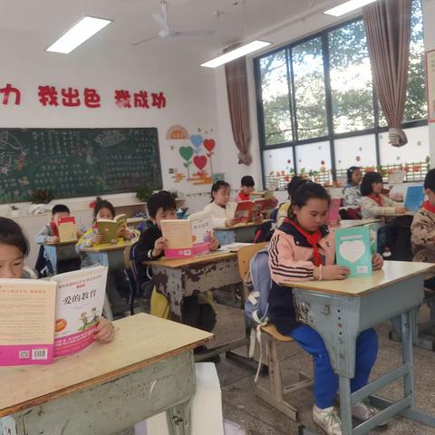 学会感恩，与爱同行——金山桥街道桐林中心小学“五个一”感恩活动纪实