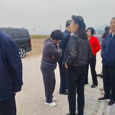 呼市乡村促进会带领领头雁学习观摩助农、消费和研学交流活动