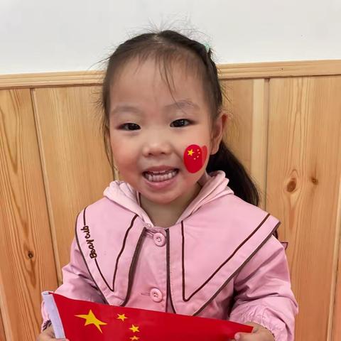 资中县优嘉蓓幼儿园2023年秋季李濛汐的成长纪念册