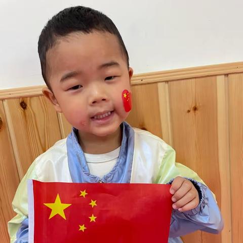 资中县优嘉蓓幼儿园2023年秋季苟宸希的成长纪念册