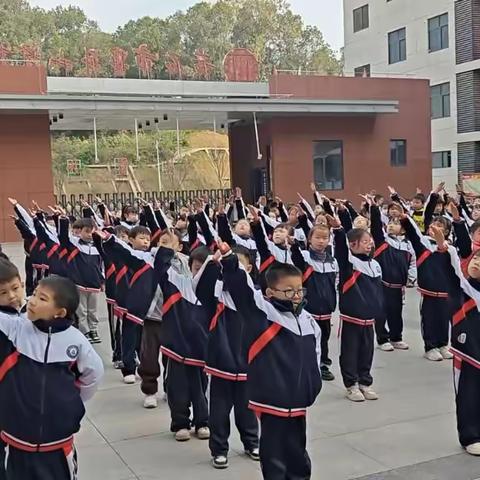 墨斗山学校一年级队列队形广播操比赛圆满举行