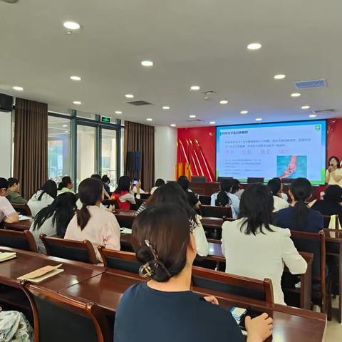 法律心理服务下基层 普法宣传教育上台阶