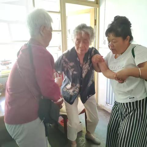 暖阳志愿者与老党员合力救助 ‍ 独居老人转危为安真情致谢