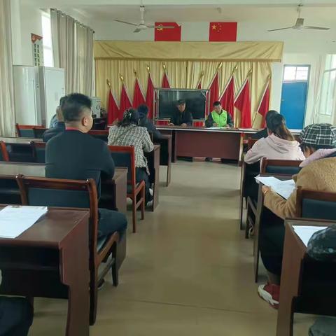 桃园村关于“双节”安全生产、烟花爆竹管控部署会