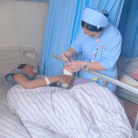 用心呵护，用爱相托