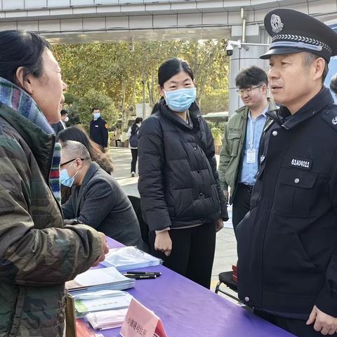 雁塔区律师行业开展2023年“宪法宣传周”法治宣传活动