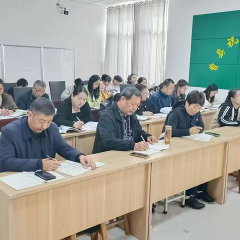 集体备课凝智慧 共同研讨促成长 ——祝店小学三四年级语文组集体备课活动