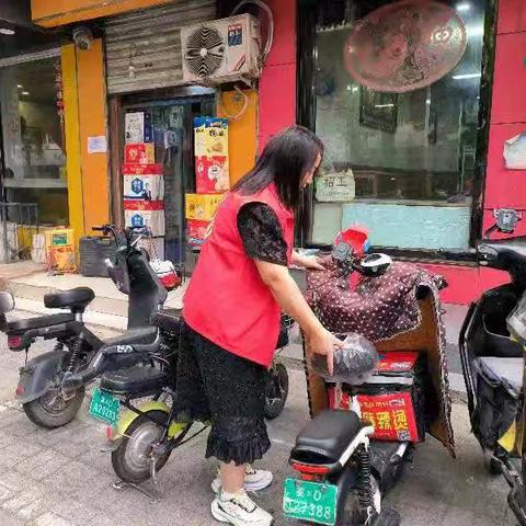 丛东街道强力开展市容市貌集中整治行动