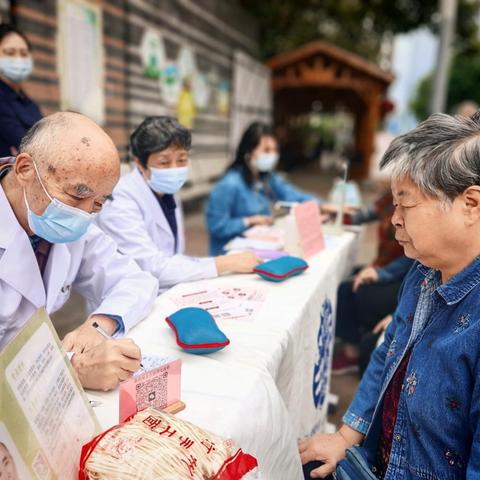 宁化街道开展“宁心聚力，益路同行” ‍——敬老月主题党日活动