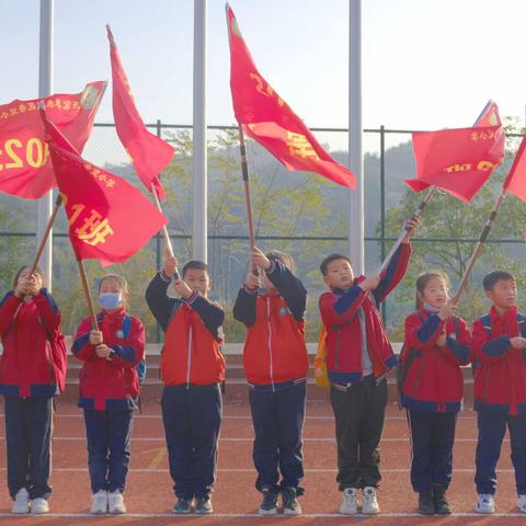 红色研学传薪火 最美课堂在路上——永定区希望小学2003班