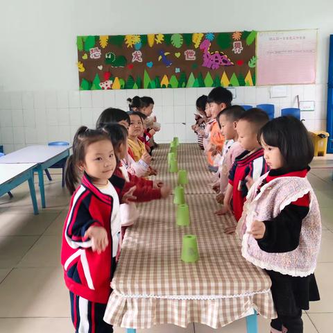 娟娟老师的简篇