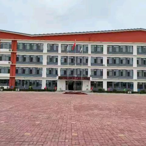 学家庭教育，为成长赋能——府君庙小学“家庭教育宣传月”知识宣传