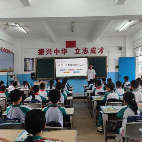 潜心教研勤探索 扎根教学促提升——翰林镇中心学校数学教研组开展公开课活动