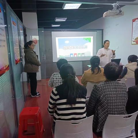 济北街道安康社区开展以 “践行垃圾分类、点亮绿色生活” 为主题的宣讲活动