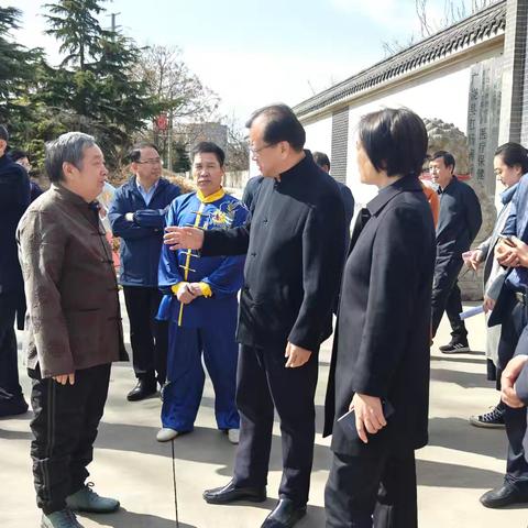 东营市人大领导一行 到东营肛肠病医院视察省级“非遗”项目