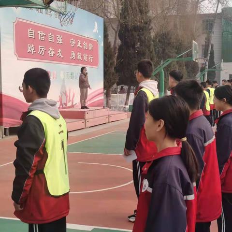 井陉县实验中学于2月27日召开了初一、初二年级动员会