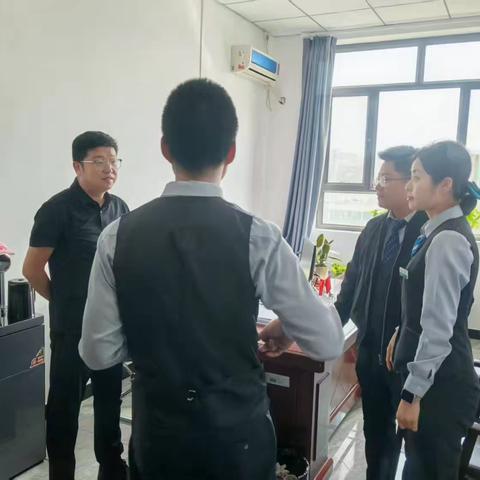 优化金融服务，助力乡村经济发展———东山支行外拓拜访卡子湾村集体