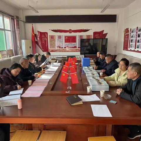 春风送暖启新程  督导关怀促发展 ——交城县教体局领导莅临督查西营学校开学工作情况