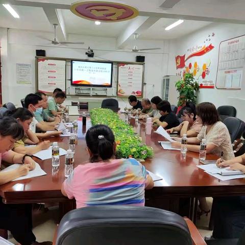 精准分析·凝心聚力——那大第三小学集团校开展六年级语文诊断分析座谈会