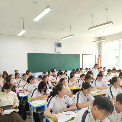 同课碰撞思维火花，异构赋能卓越成长