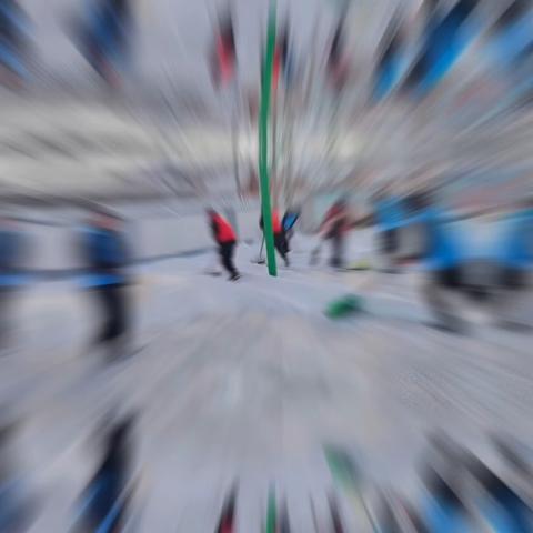 扫净石文路 温暖冬日情