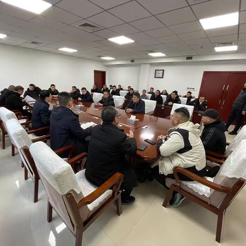人大副主任王泽勇对省两会维稳安排部署