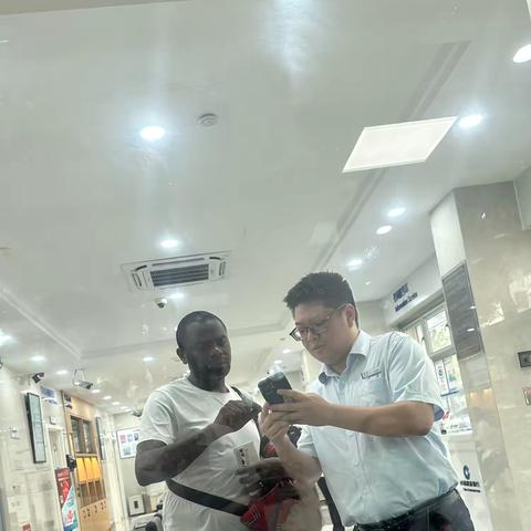 建行沙城支行开展反假货币宣传活动