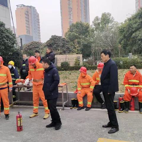 消防大比武：守护平安，共筑防线