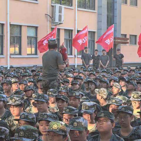 驻马店经济开发区高级中学 新生消防培训活动顺利开展