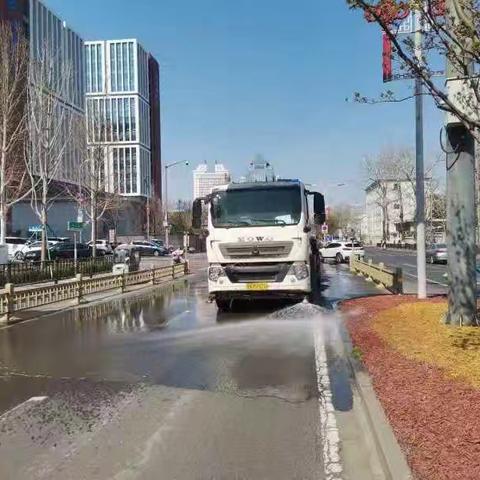 市中区城管局扎实开展春季环境卫生大清洁大提升活动