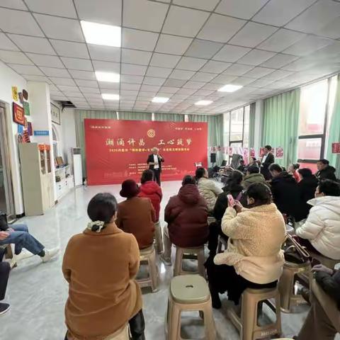 八一社区开展“理论宣讲+文艺演出”文明实践活动