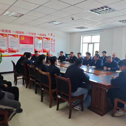 话心声 提干劲 谋发展 德令哈桥隧车间三届二次职工代表大会