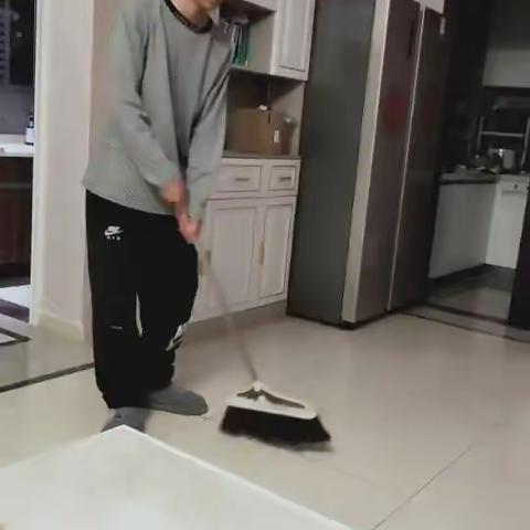 五一劳动励人心，撸起袖子加油干