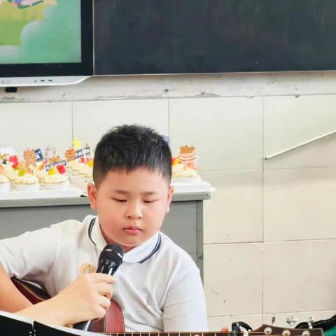 童心闪耀 艺彩纷呈 云凤实验小学二年级六班“六•一”班级才艺展演