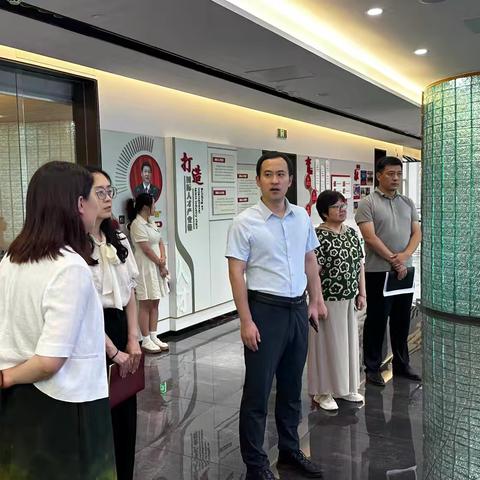 甸柳新村街道走访重点人才企业