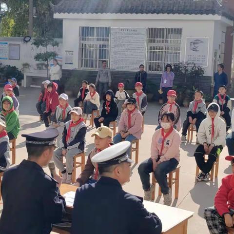 孤山党群服务中心周计划 法制进校园、安全第一课