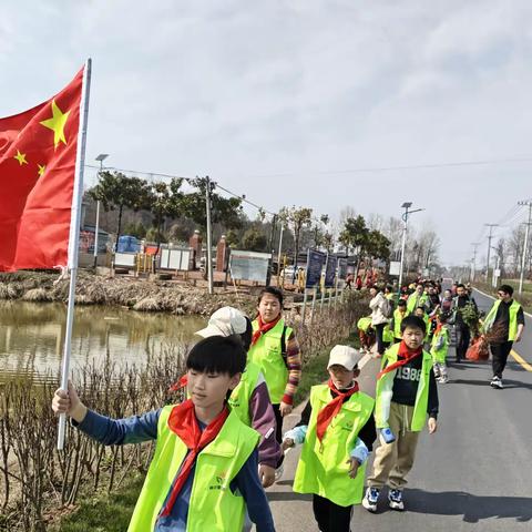 李红—家庭教育服务师的简篇