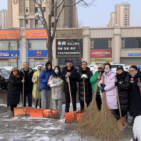 浴“雪”奋战的妇幼人       ——雪天里的最美风景