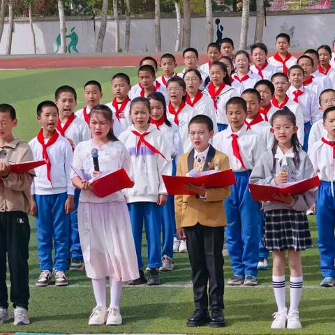 “闪闪红星 人人精彩”铸牢中华民族共同体意识——“书香润童心，阅读伴成长”第七届校园读书节