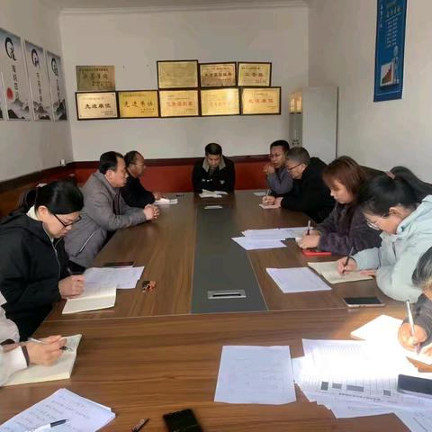 我们在做科学组装与科学实验哦！ ——景县连镇乡中心校